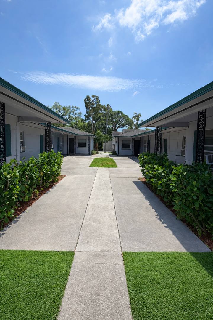 Apartment for rent at 674 22nd Ave S, Saint Petersburg, FL 33705