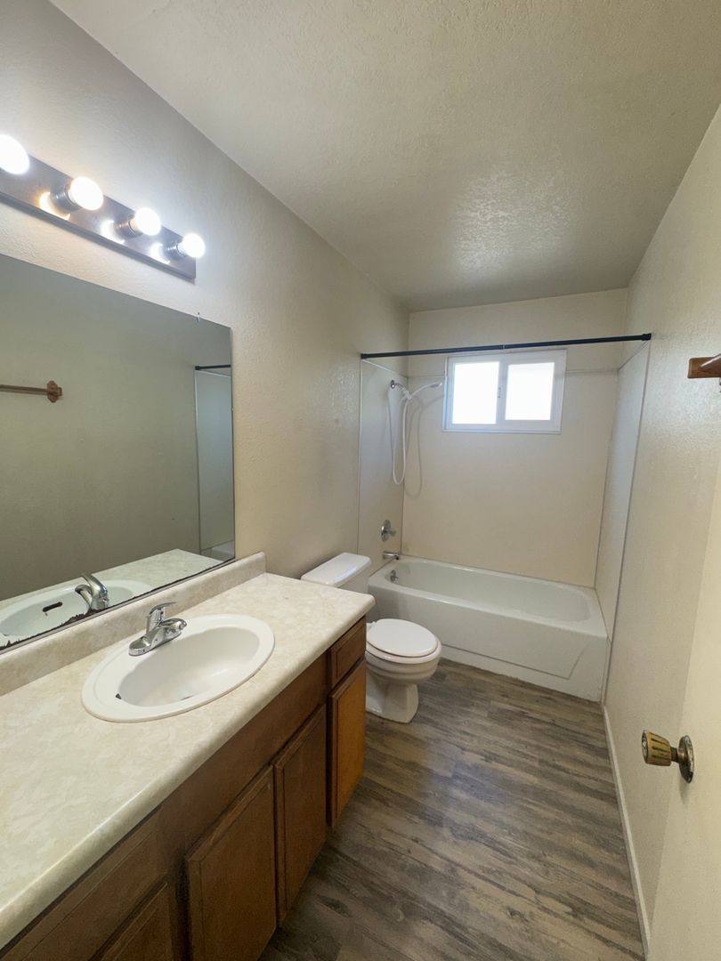 Apartment for rent at 1120 Melton Dr, Yuba City, CA 95991