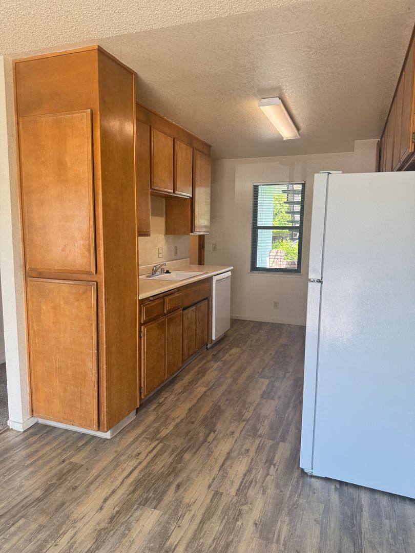 Apartment for rent at 1120 Melton Dr, Yuba City, CA 95991