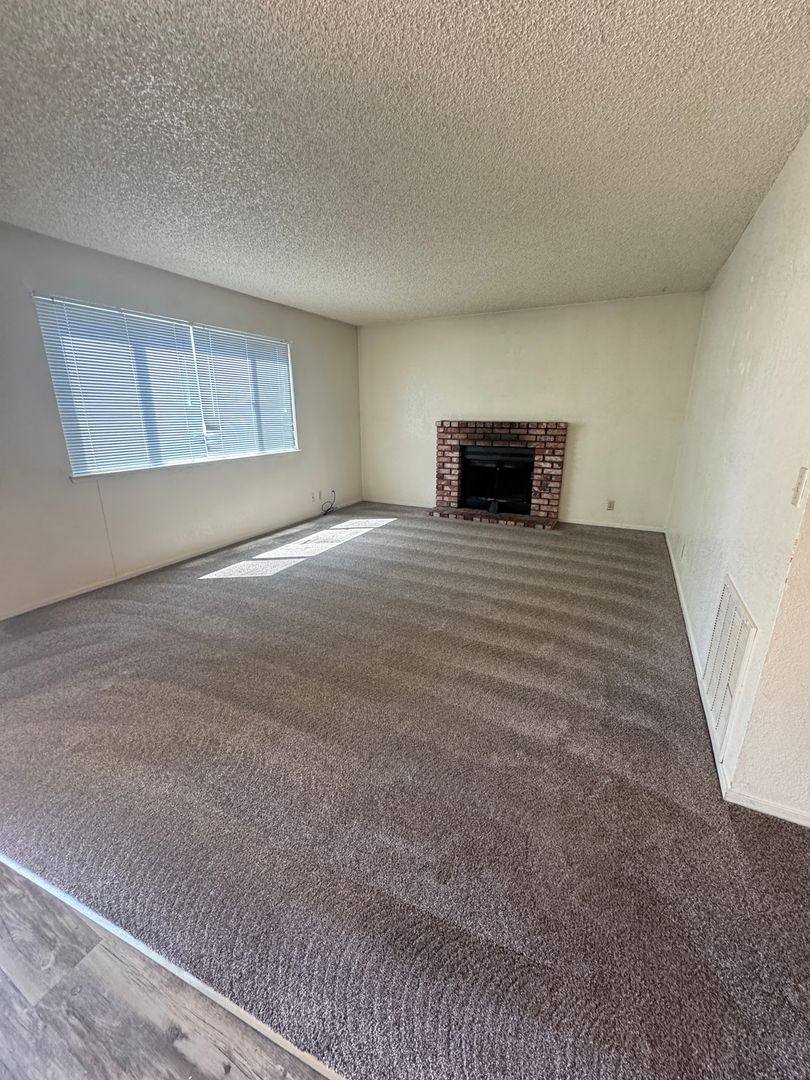Apartment for rent at 1120 Melton Dr, Yuba City, CA 95991