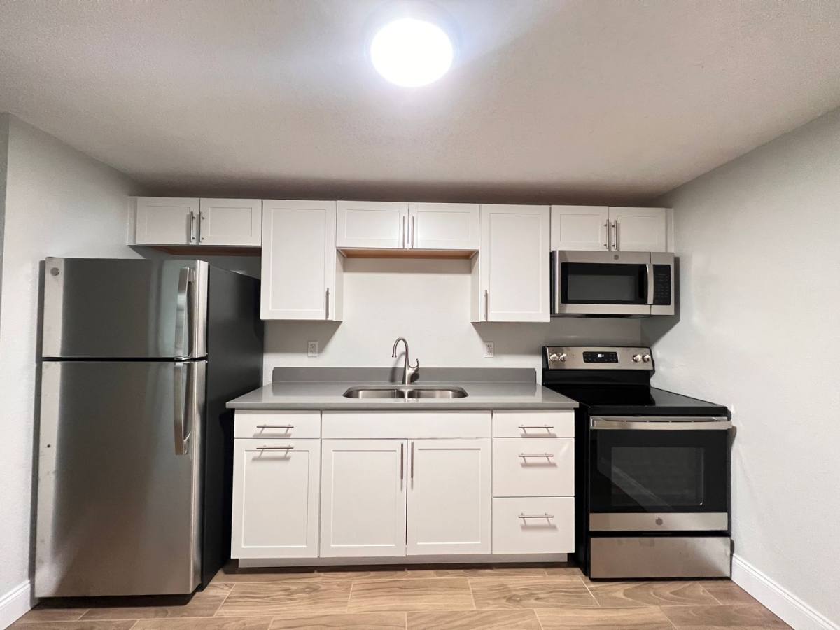 Apartment for rent at 59th Ave Circle E, Bradenton, FL 34203