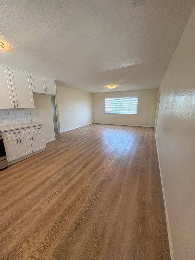 Apartment for rent at 235 Wolff St, Oxnard, CA 93033