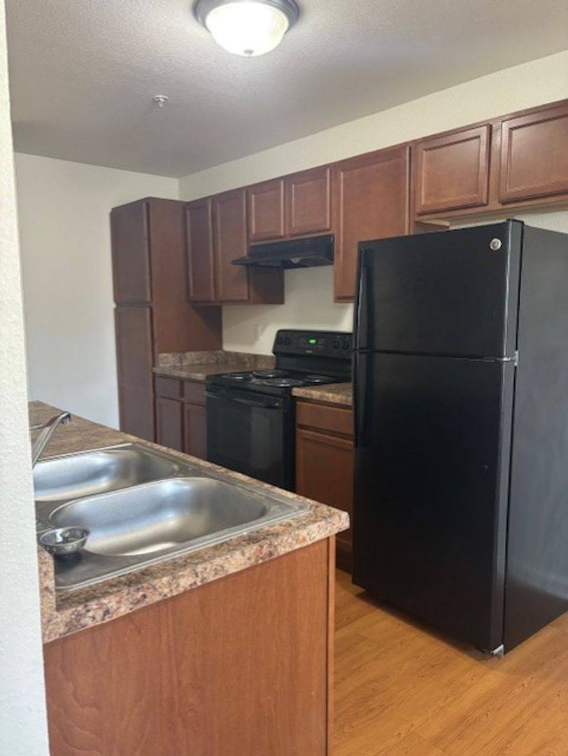 Apartment for rent at 1952 Colts Lane, Evansville, IN 47714