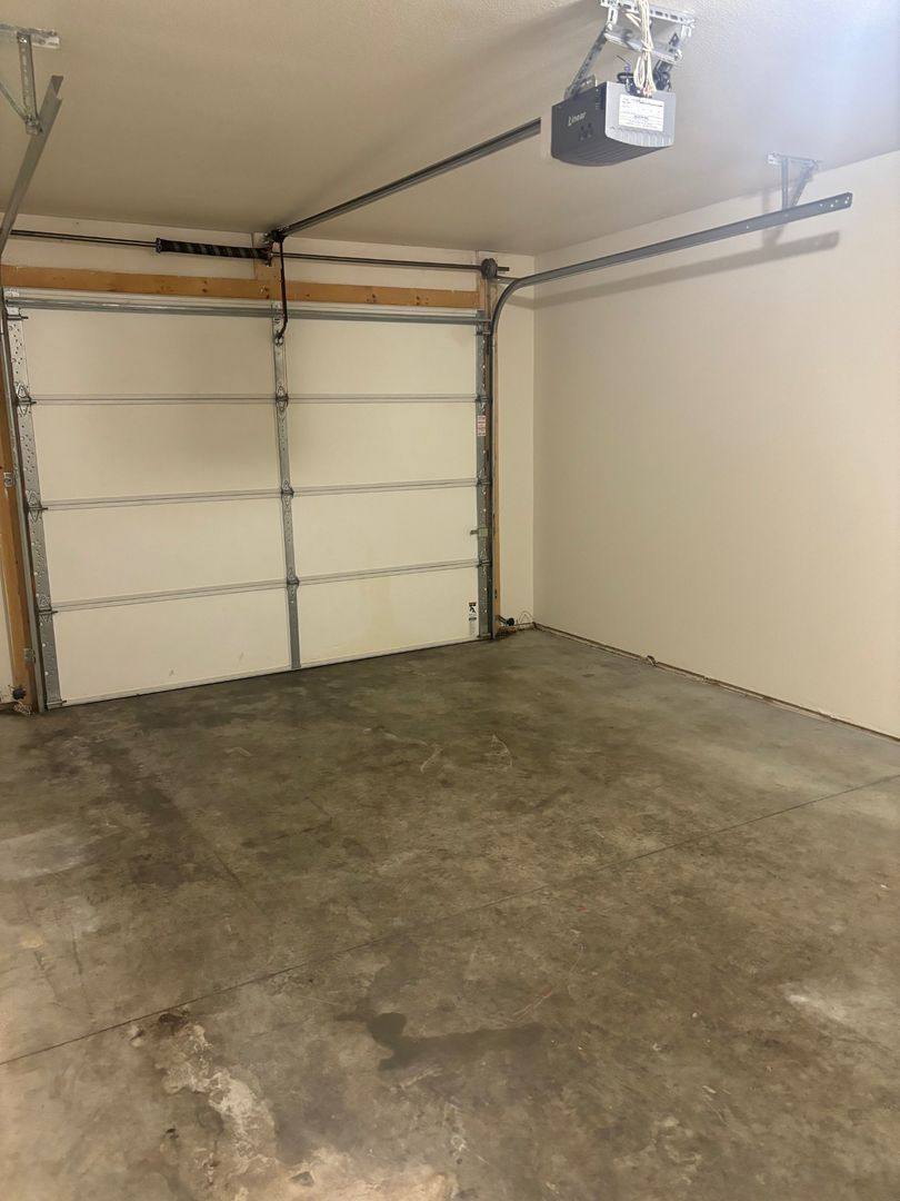 Apartment for rent at 1952 Colts Lane, Evansville, IN 47714