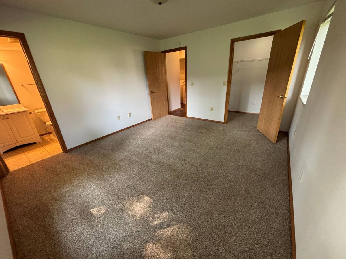 Apartment for rent at 31 Hart Rd #2, Sun Prairie, WI 53590