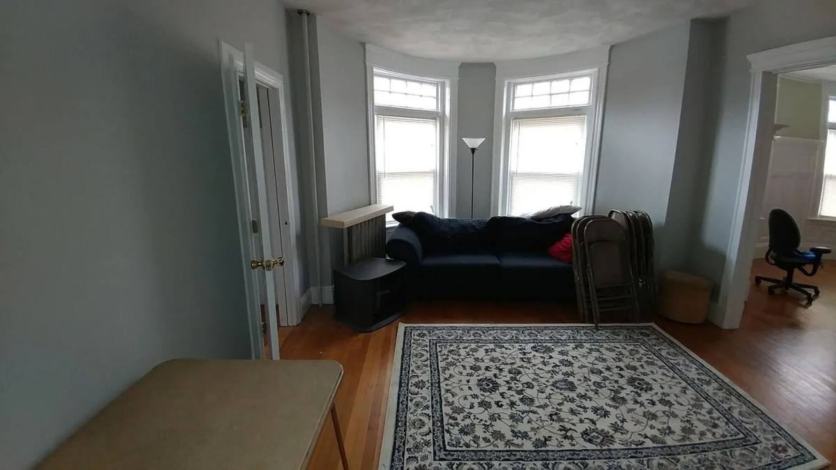 Apartment for rent at 1885 Beacon St #A2, Brookline, MA 02445
