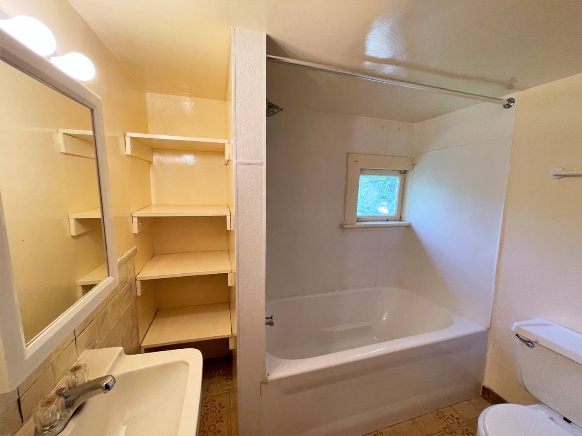 Apartment for rent at 510 W 4th, Mitchell, SD 57301
