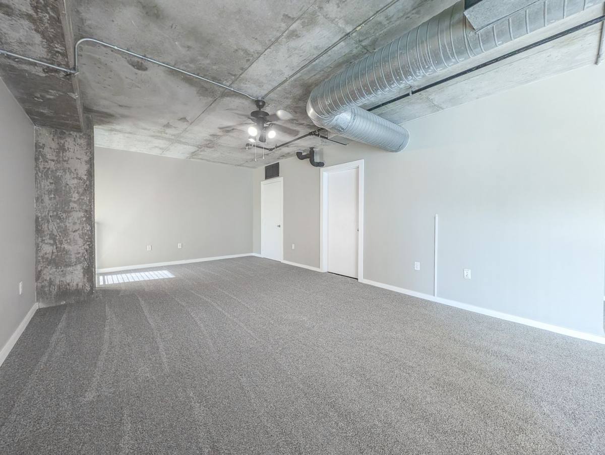 House for rent at 2000 Bagby St, Houston, TX 77002