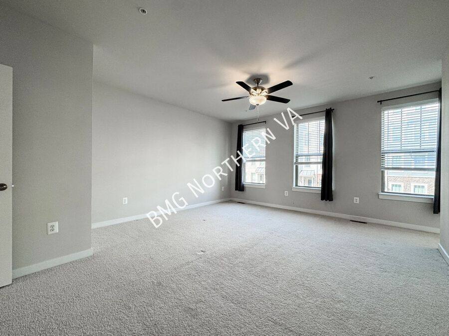 Townhouse for rent at 206A Park Central Terrace, Manassas, VA 20111