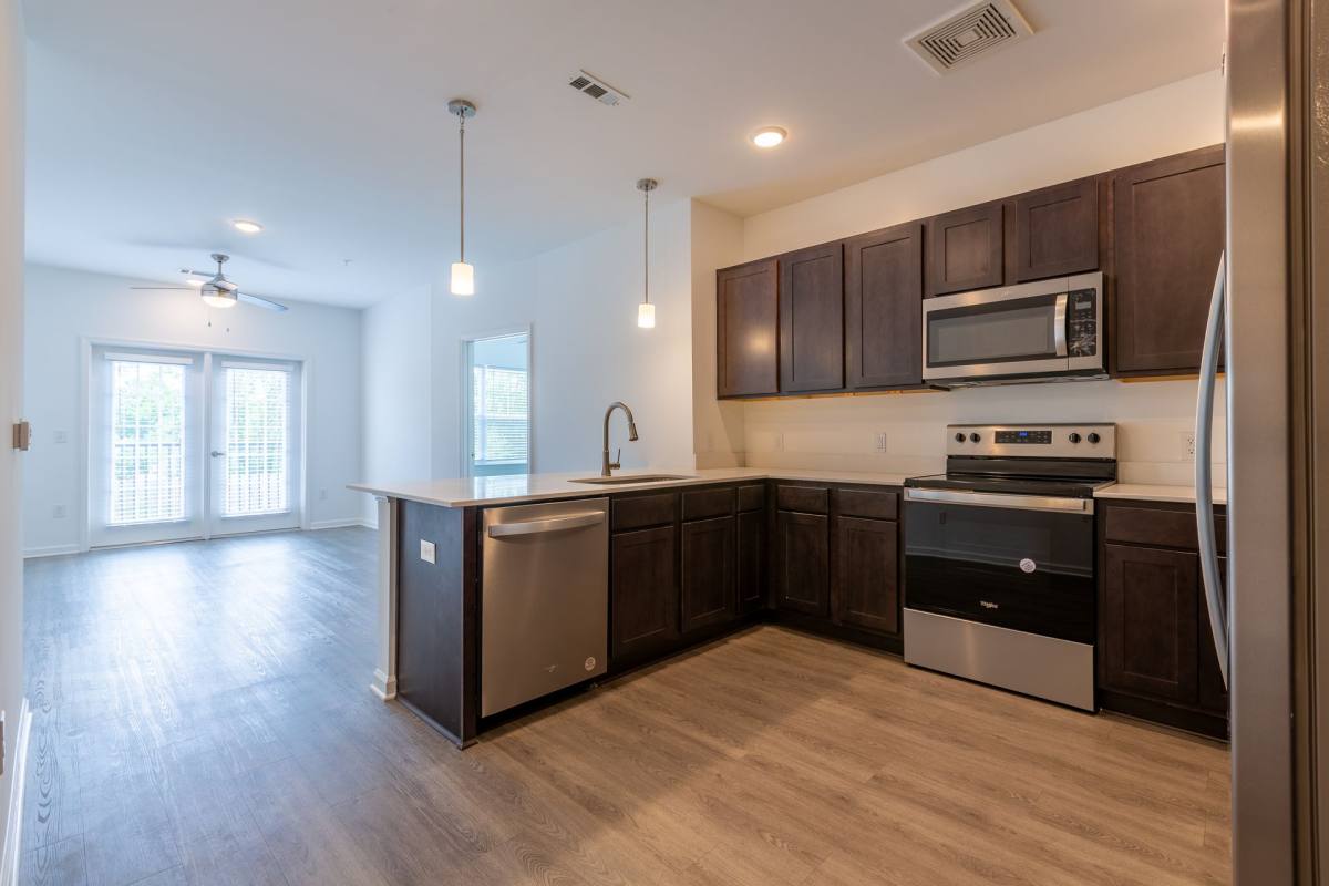 Apartment for rent at 10615 Steele Creek Rd, Charlotte, NC 28273