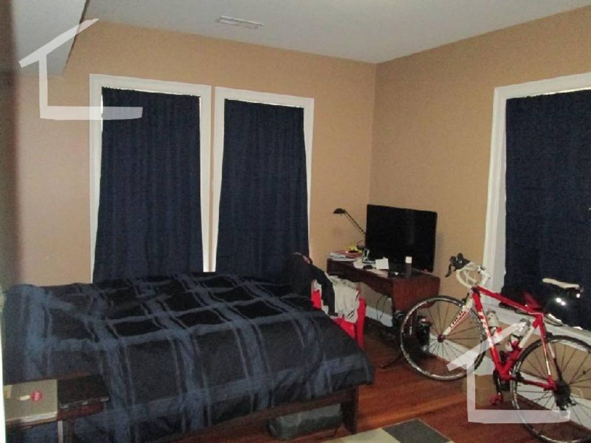 Apartment for rent at 1596 Beacon St #2, Brookline, MA 02446
