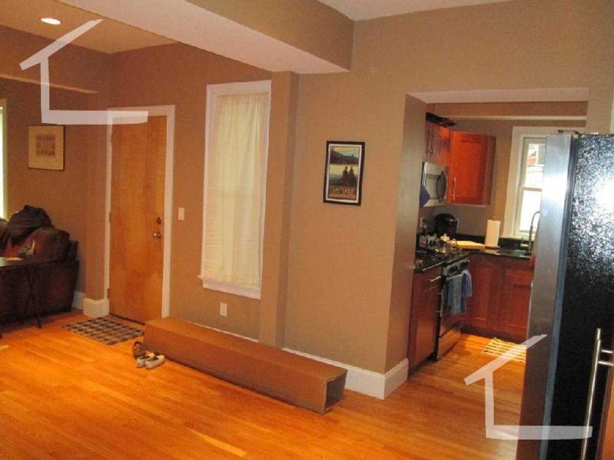 Apartment for rent at 1596 Beacon St #2, Brookline, MA 02446