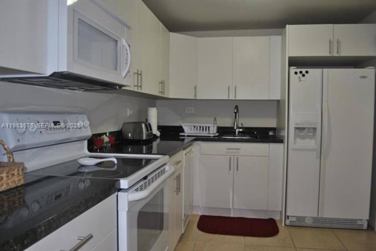 Apartment for rent at 6039 Collins Ave Appt, Miami Beach, FL 33140