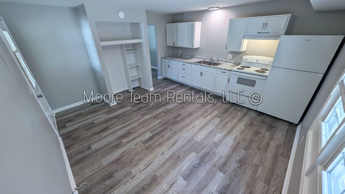 Apartment for rent at 1300 Hebron Rd, Hendersonville, NC 28739