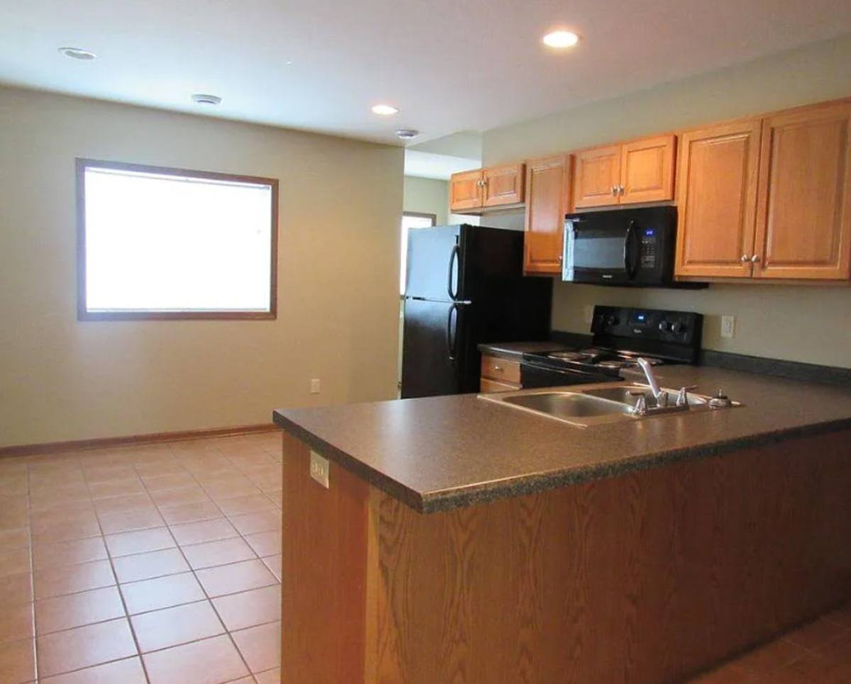 Apartment for rent at 216 James Ave, Mankato, MN 56001