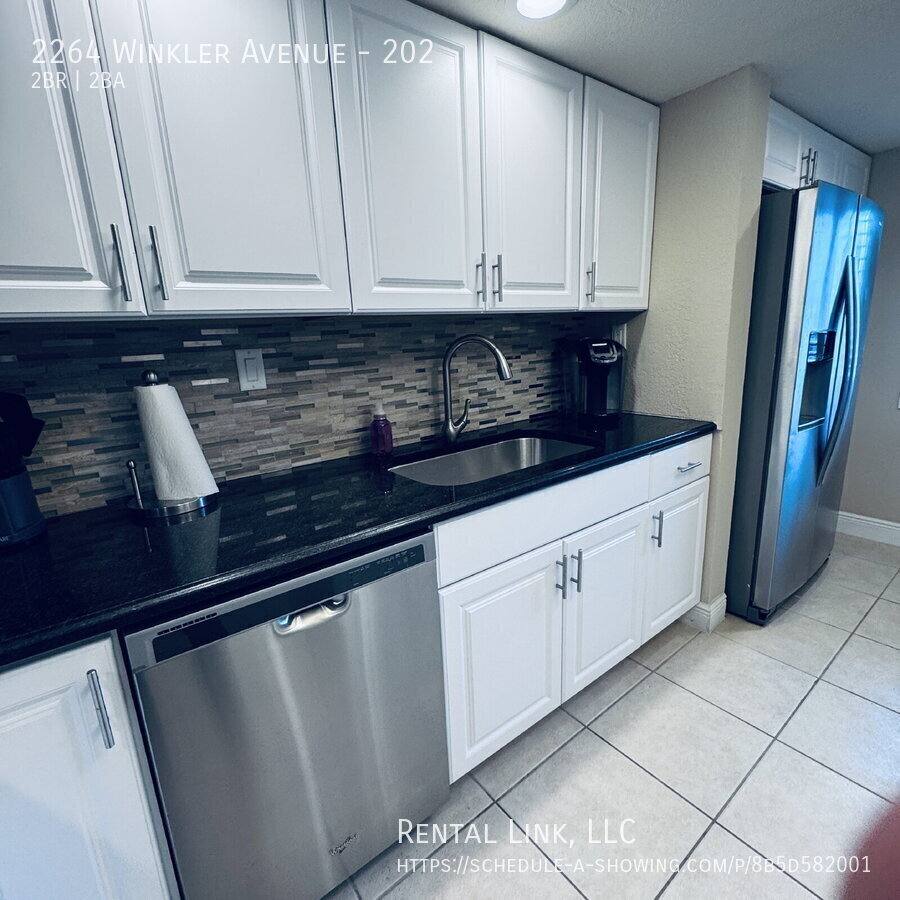 Apartment for rent at 2264 Winkler Ave #202, Fort Myers, FL 33901