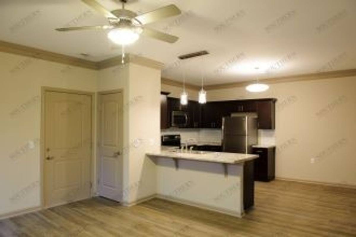 Apartment for rent at 311 Professional Park Dr, Glasgow, KY 42141
