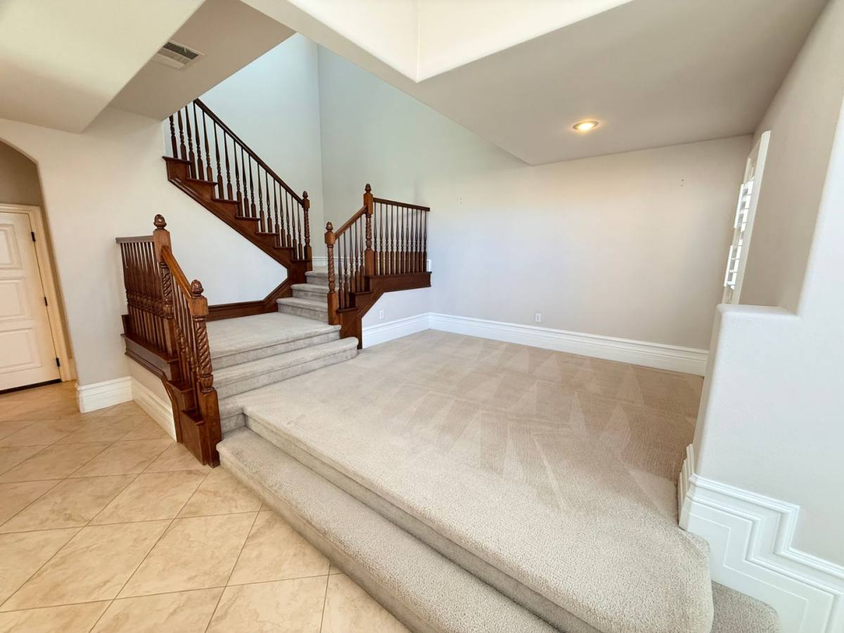House for rent at 464 Via Palermo Dr, Henderson, NV 89011