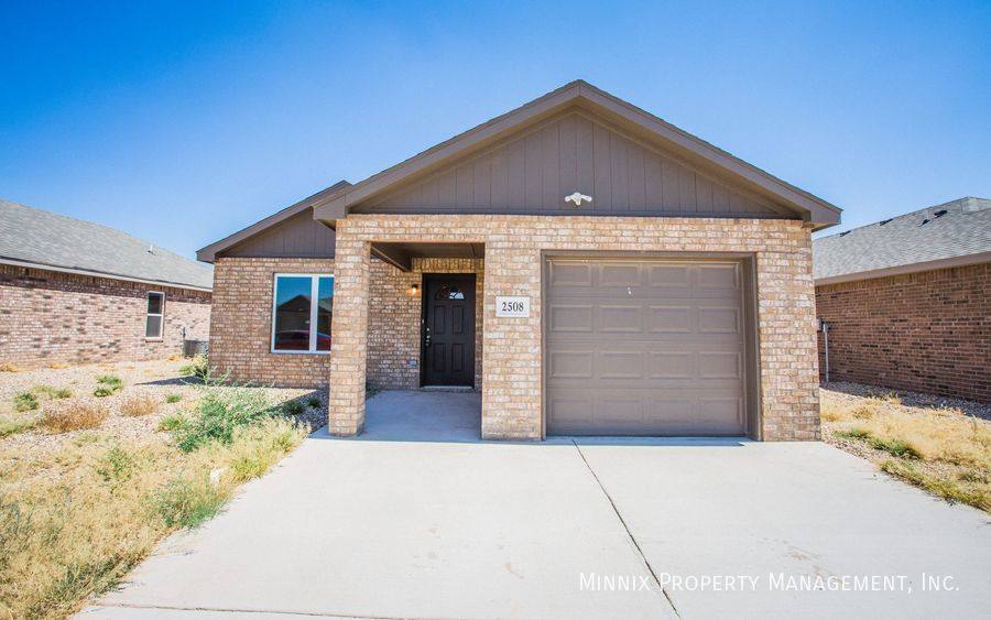 House for rent at 2602 N Ave #P, Lubbock, TX 79403