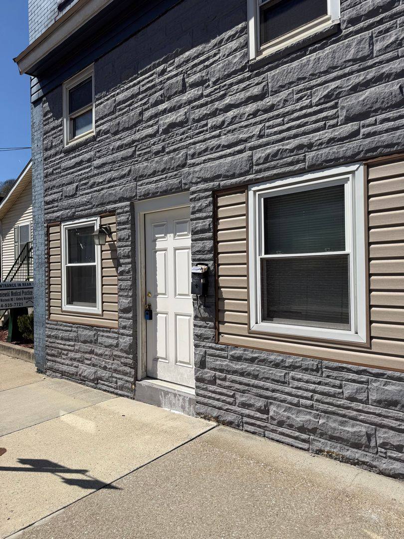 338 1st St, Johnstown, PA 15909 - Apartment for Rent - Image 1