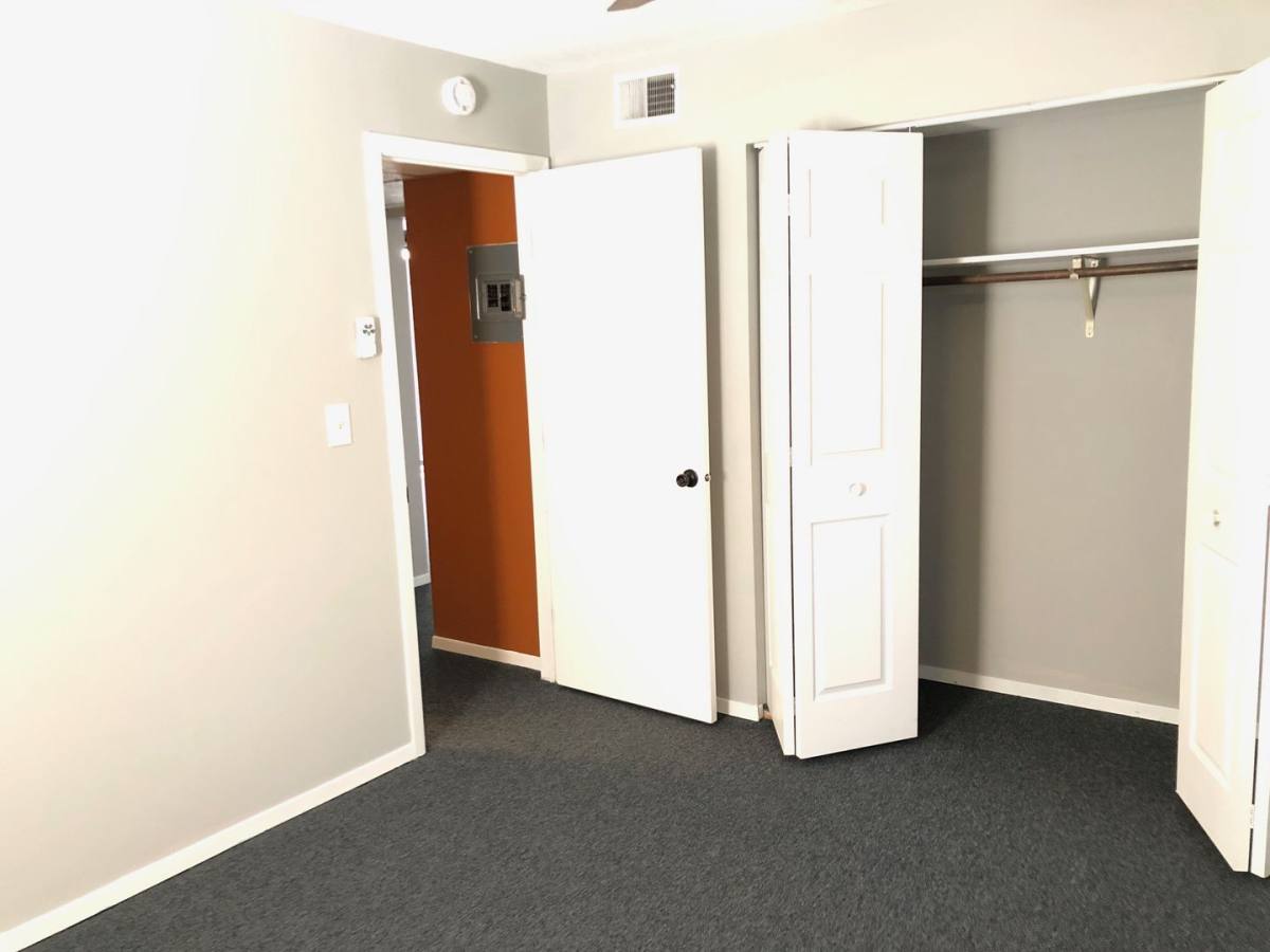 Apartment for rent at 1901 Tracy Dr W, Bloomington, IL 61704