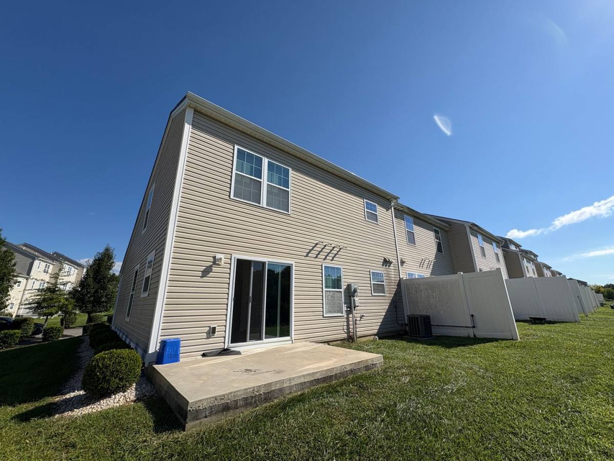Townhouse for rent at 100 Twig St, Christiansburg, VA 24073