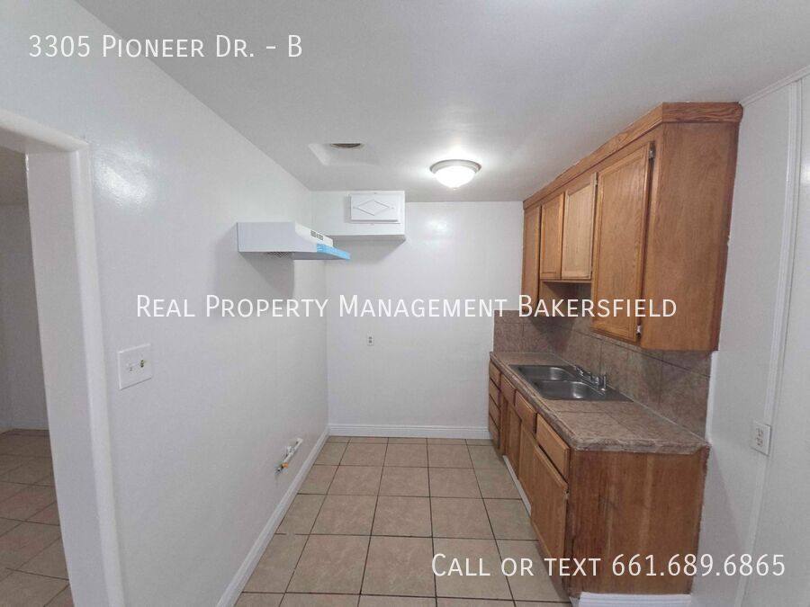 Apartment for rent at 3305 Pioneer Dr #B, Bakersfield, CA 93306