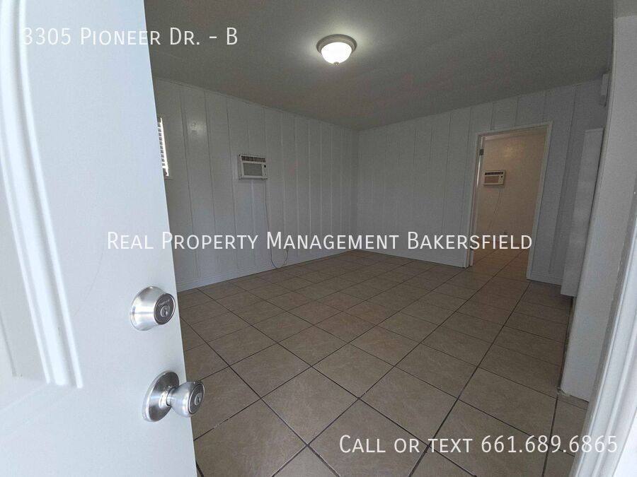 Apartment for rent at 3305 Pioneer Dr #B, Bakersfield, CA 93306