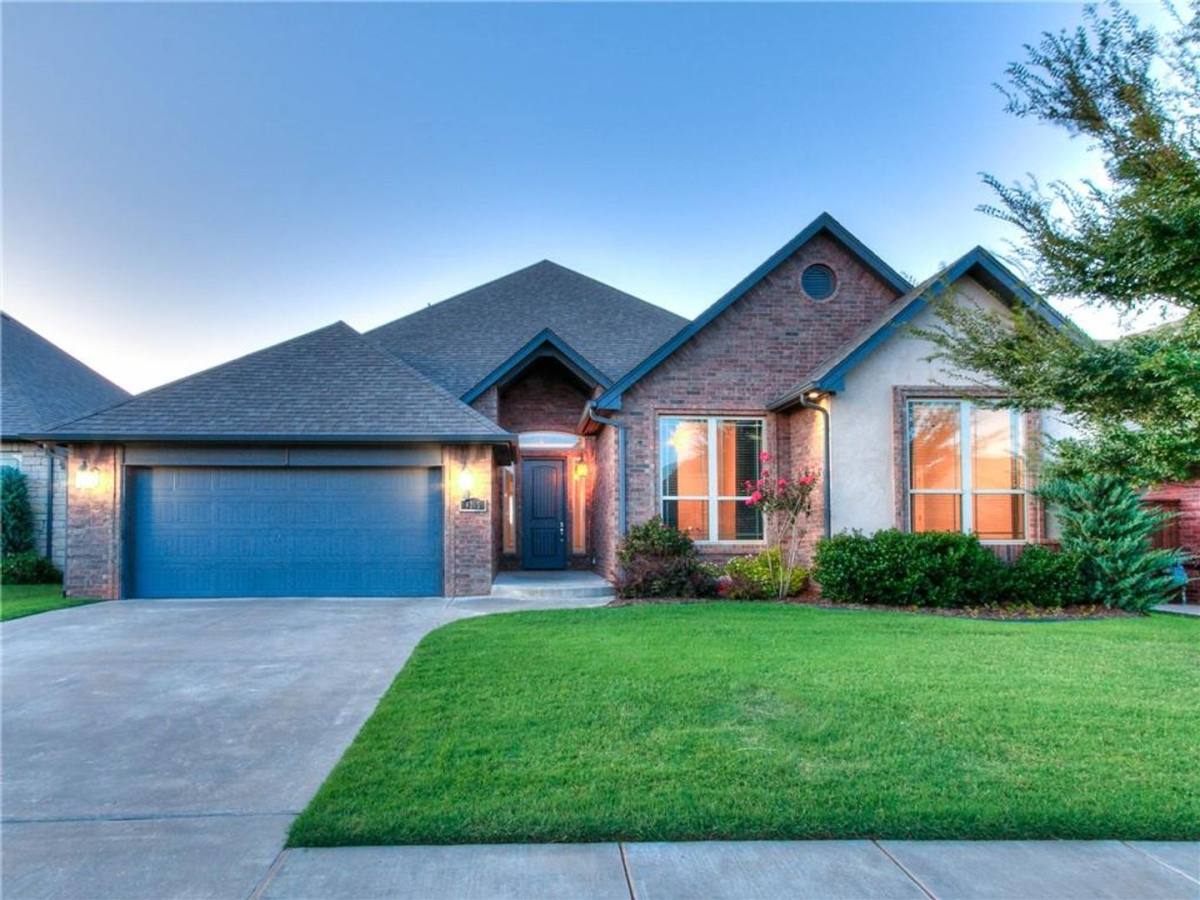 House for rent at 6305 NW 156th St, Edmond, OK 73013