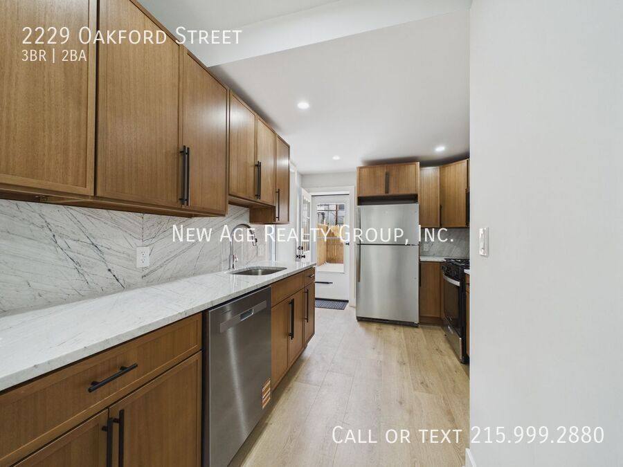 House for rent at 2229 Oakford St, Philadelphia, PA 19146