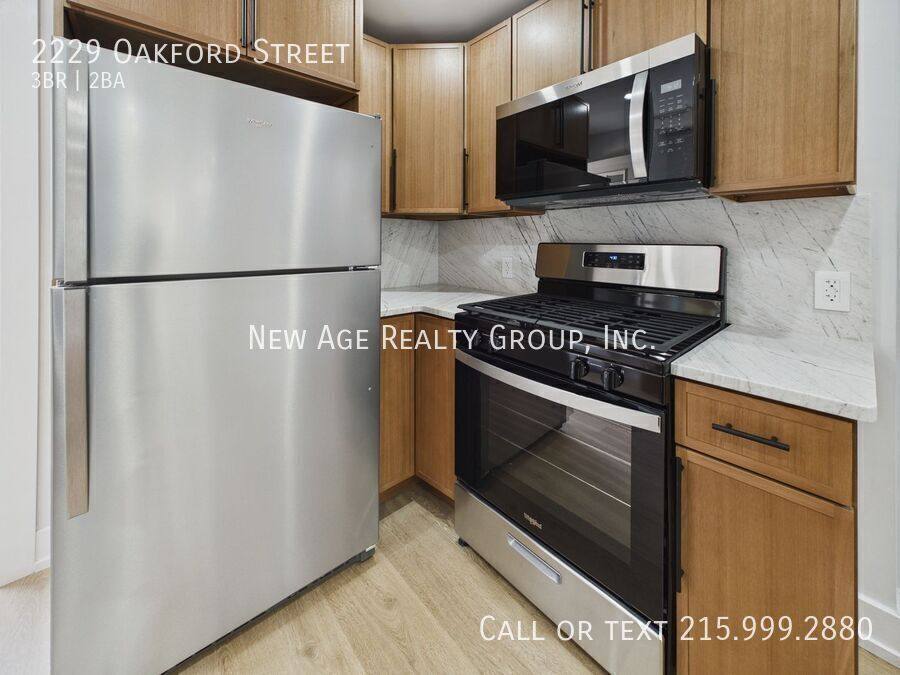 House for rent at 2229 Oakford St, Philadelphia, PA 19146