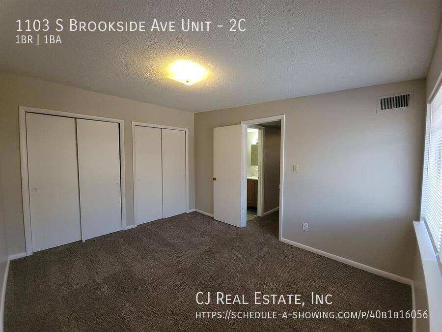 Apartment for rent at 1103 S Brookside Ave #2C, Independence, MO 64053