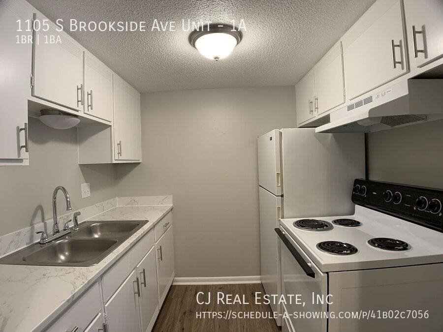 Apartment for rent at 1105 S Brookside Ave #1A, Independence, MO 64053