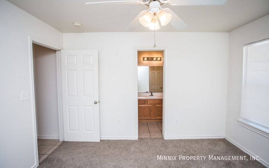 Townhouse for rent at 906 N Belmont Ave #B, Lubbock, TX 79407