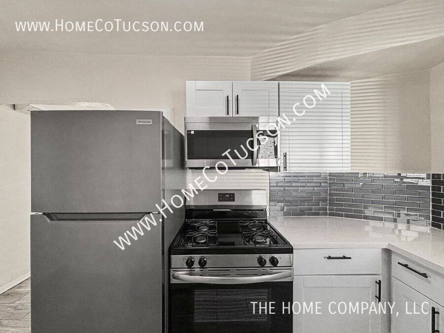 House for rent at 2714 N Hopi Place, Tucson, AZ 85705