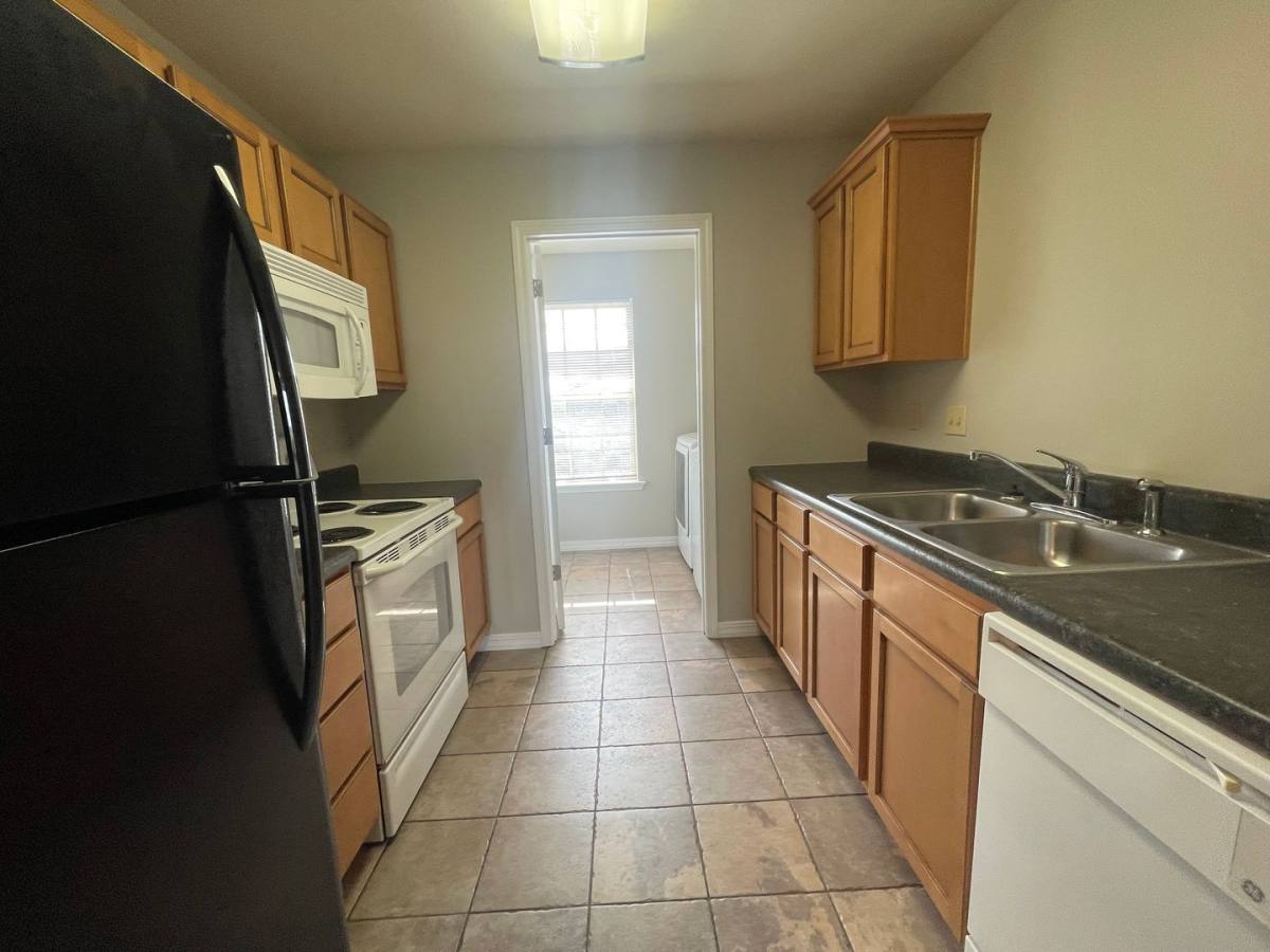 Apartment for rent at 240 Toni Lane, Branson, MO 65616