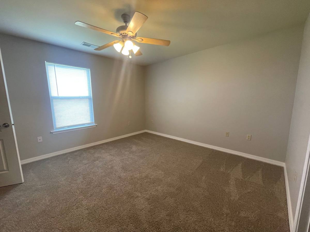 Apartment for rent at 240 Toni Lane, Branson, MO 65616