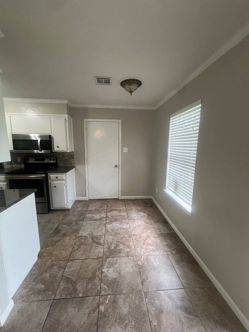 House for rent at 213 Cindy Ann, Lorena, TX 76655