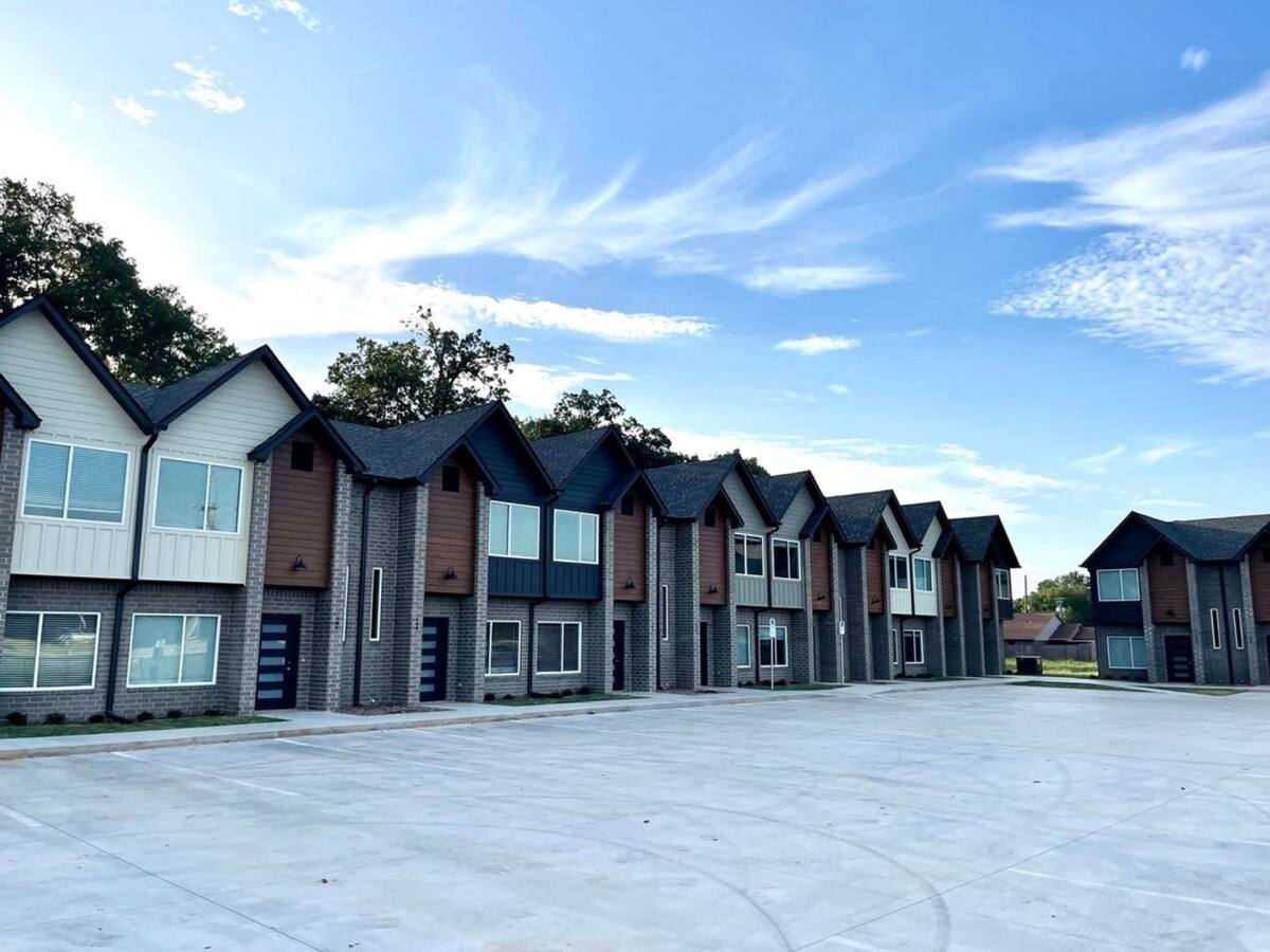 Townhouse for rent at 3105 E 44th St, Texarkana, AR 71854