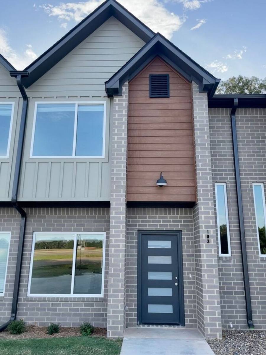 Townhouse for rent at 3105 E 44th St, Texarkana, AR 71854