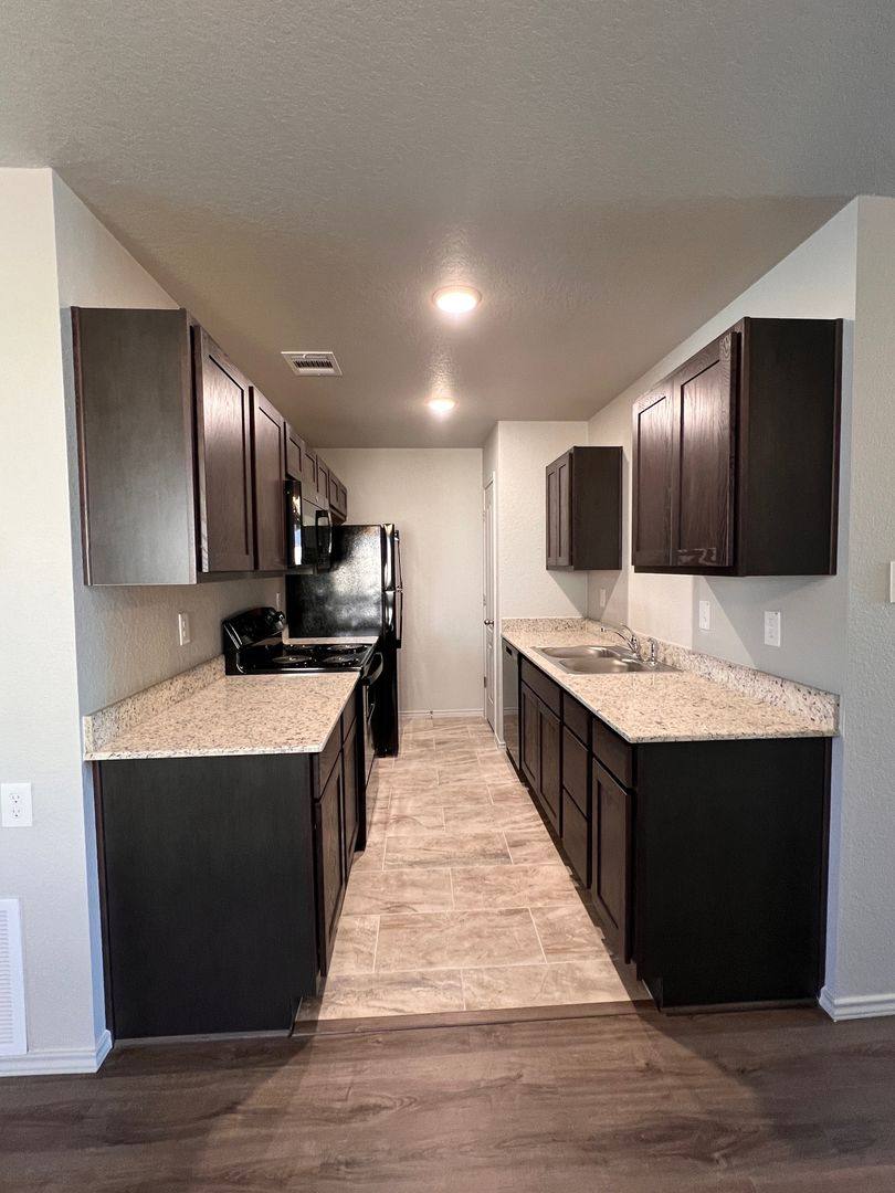 Apartment for rent at 1614 Risen Star, Copperas Cove, TX 76522
