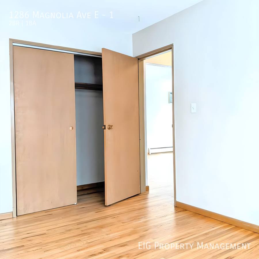 Apartment for rent at 1286 Magnolia Ave E #1, Saint Paul, MN 55106