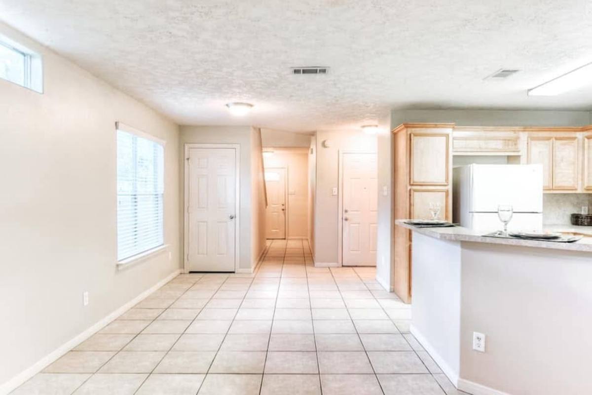 House for rent at 213 Foster St, Tomball, TX 77375