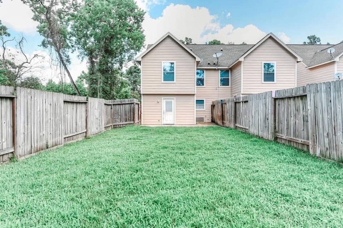 House for rent at 213 Foster St, Tomball, TX 77375
