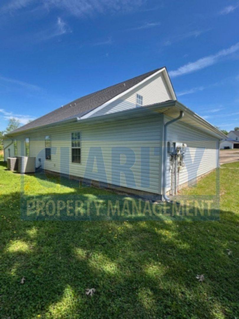 Townhouse for rent at 7812 Avalon Acres Court, Chattanooga, TN 37421