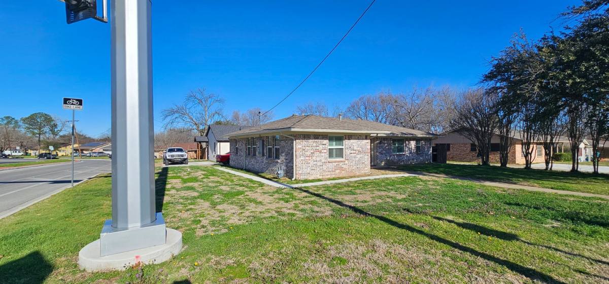 Apartment for rent at 1401 E Sherman Dr, Denton, TX 76209