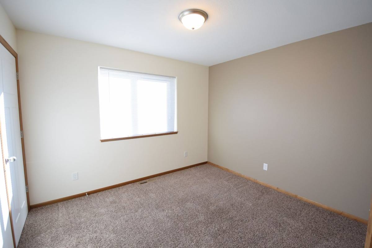 Townhouse for rent at 113 Gander Path, Mankato, MN 56001