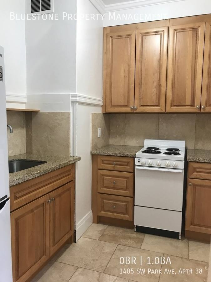 Apartment for rent at 1405 SW Park Ave #38, Portland, OR 97201