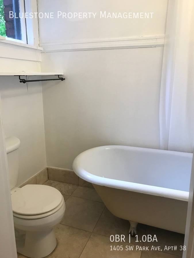 Apartment for rent at 1405 SW Park Ave #38, Portland, OR 97201