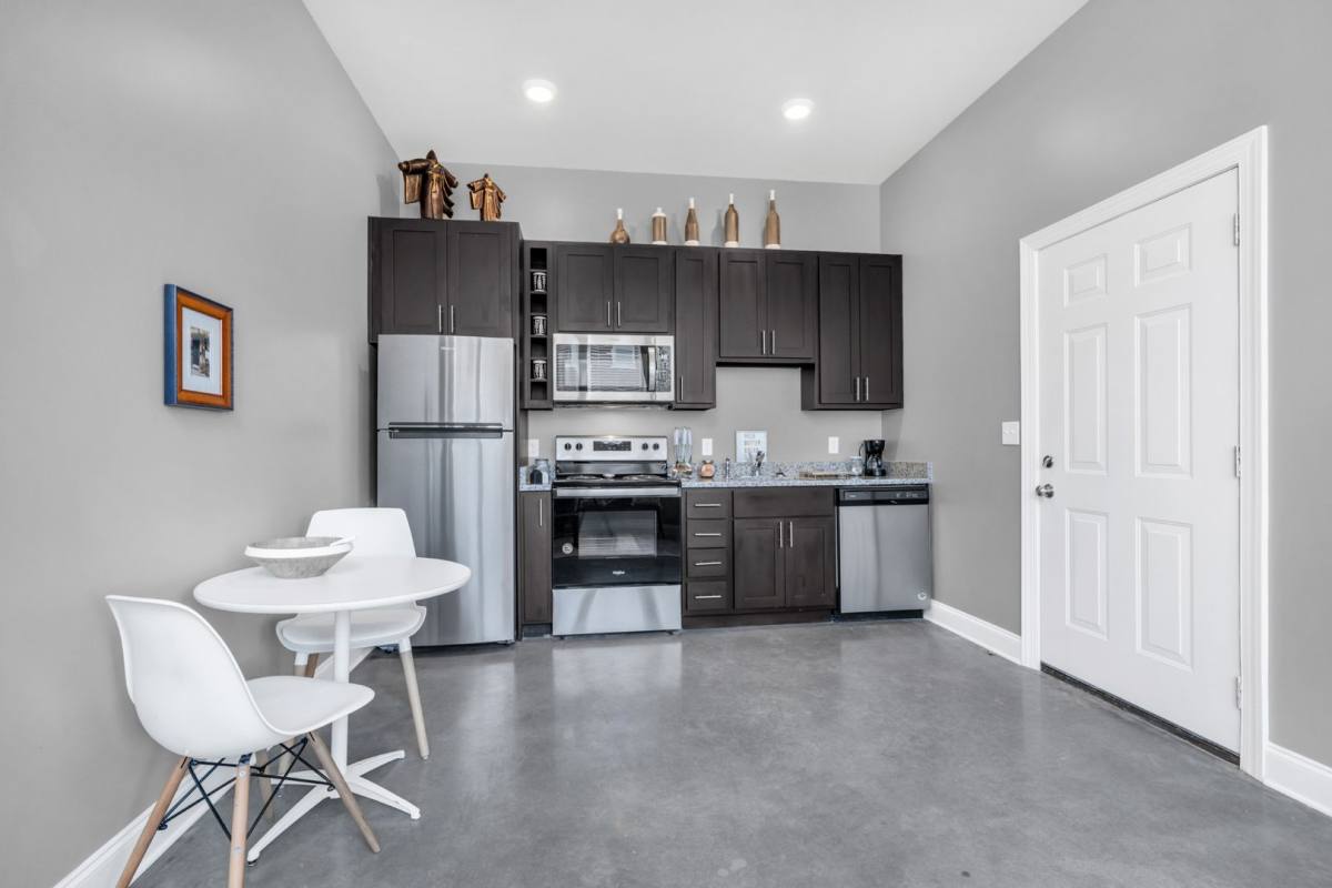 Apartment for rent at 2105 Bailey Ave, Chattanooga, TN 37404